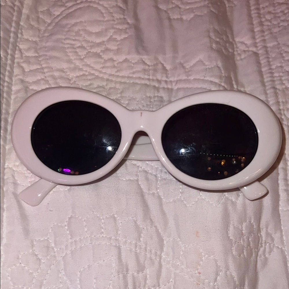 White Oval Sunglasses - Fashion Women Accessories